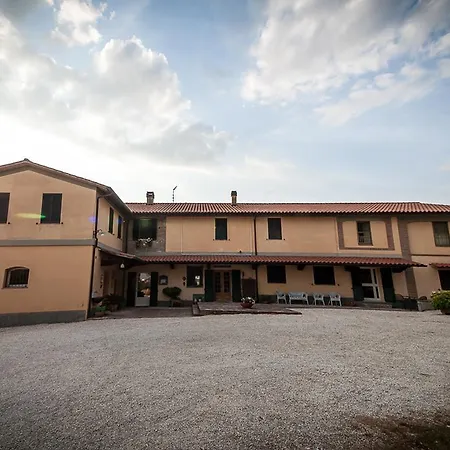 Ai Prati Farm stay *