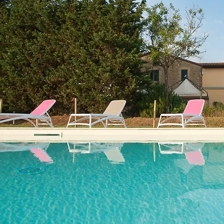 Ai Prati Фермерский дом Перуджа